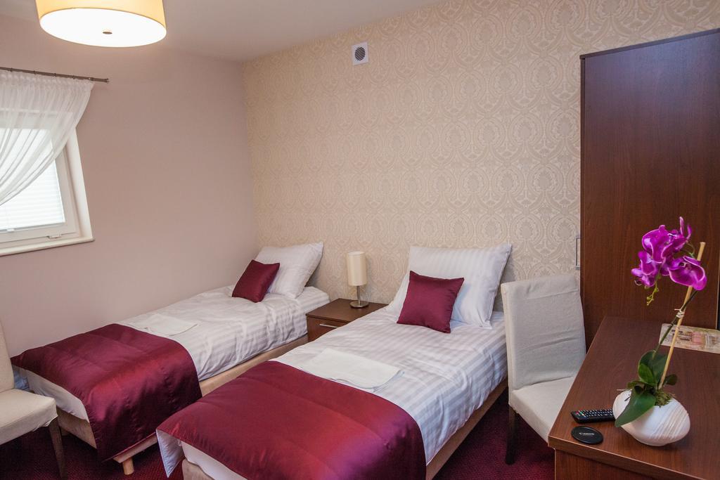 Hostel Zambrow Room photo